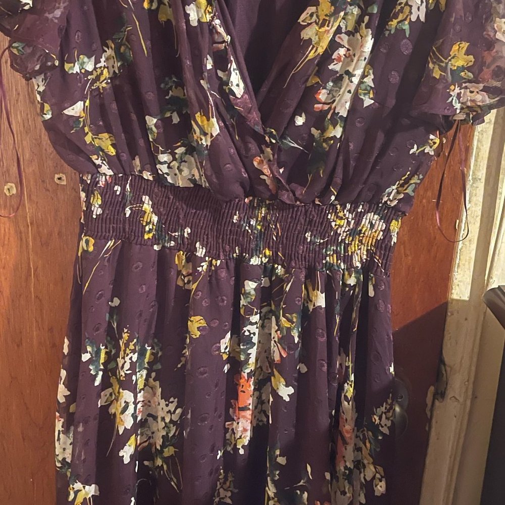 Plus size floral flow dress